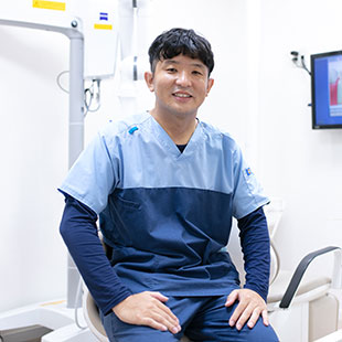 院長 西井 慶（にしい けい）